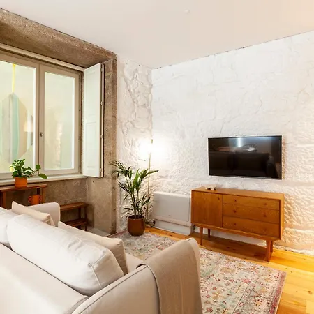 Perfect Retreat In The Center Of Апартаменты Порту