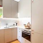 Perfect Retreat In The Center Of Apartment *