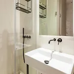 Perfect Retreat In The Center Of Porto