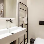 Apartment Perfect Retreat In The Center Of